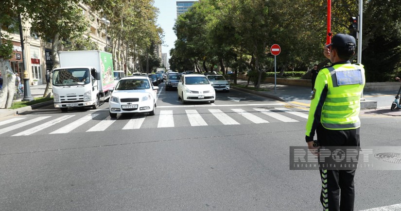 В Азербайджане минутой молчания почтили память погибших в авиакатастрофе