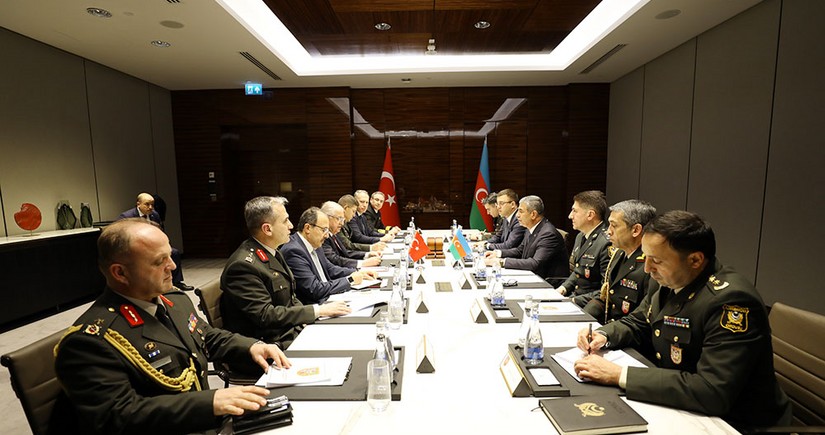 Baku hosts meeting of Defense Ministers of Azerbaijan and Türkiye
