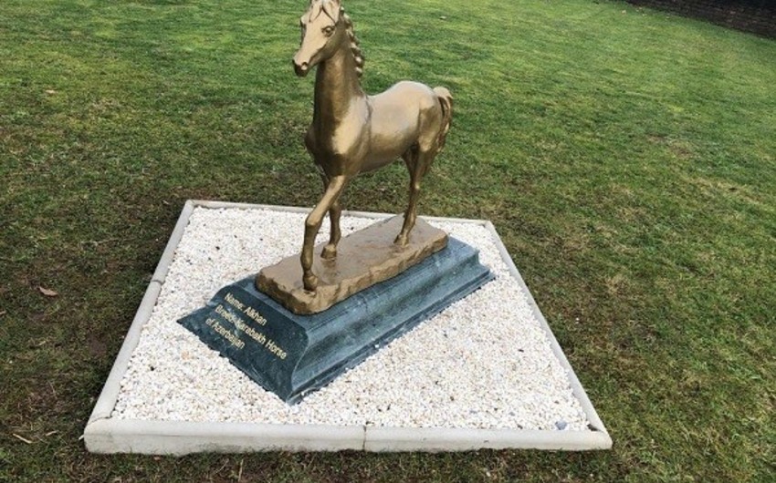 Londonda Qarabağ atının heykəli qoyulub