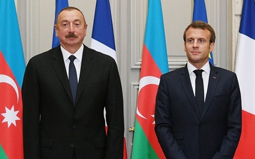 President of France makes phone call to Ilham Aliyev