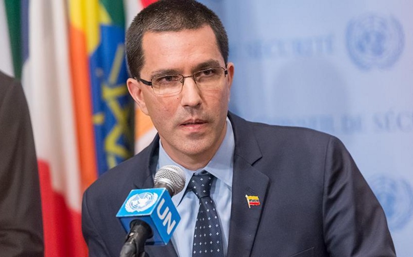 Правительство Венесуэлы не намерено прекращать переговоры с оппозицией