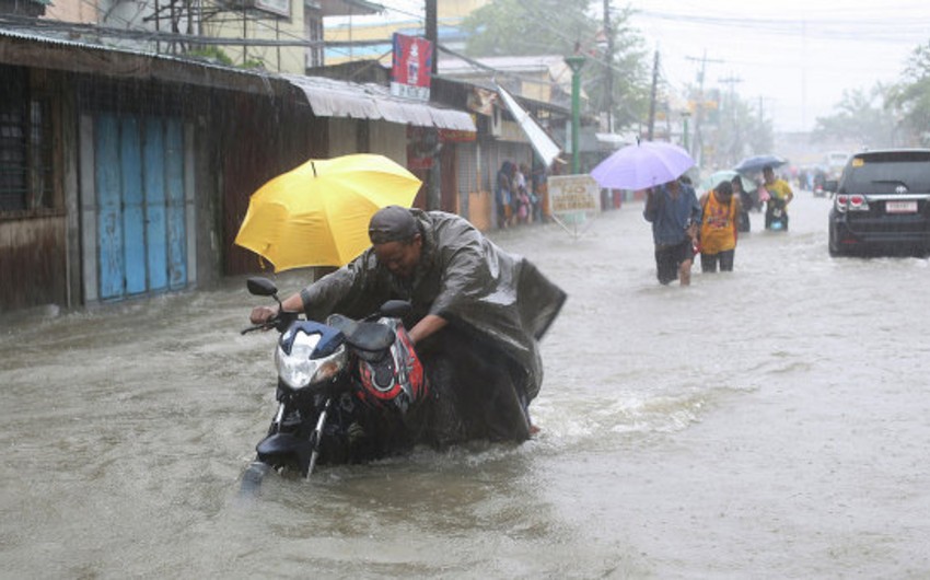 ​На Филиппинах из-за наводнений эвакуировали более 70 тысяч человек