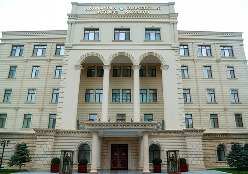 Минобороны Азербайджана: Перевозки военных грузов для незаконных армянских формирований продолжаются