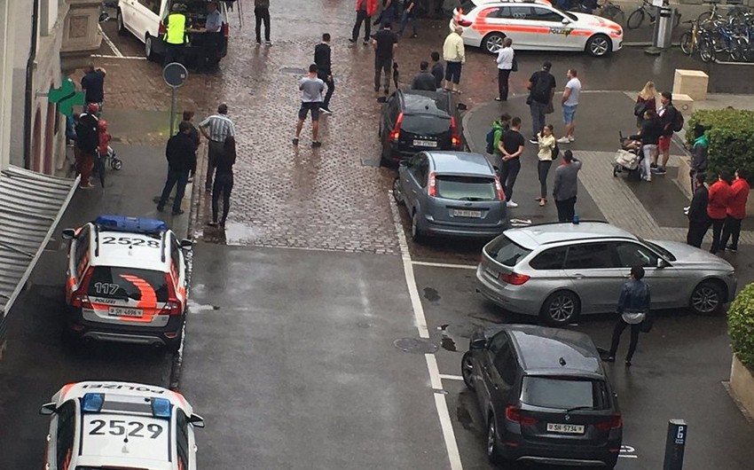 İsveçrədə bir kişi motorlu mişarla 5 nəfəri yaralayıb