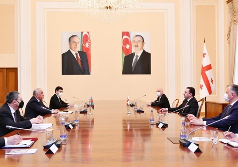 Али Асадов встретился с премьер-министром Грузии Ираклием Гарибашвили