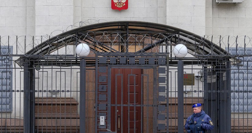 KİV: Rusiya Ukraynadakı diplomatlarını təxliyə edir