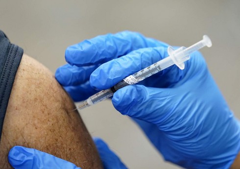 Сегодня начинается онлайн-регистрация для желающих вакцинироваться 