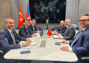 Хикмет Гаджиев обсудил региональные вопросы с коллегами из Турции и Узбекистана