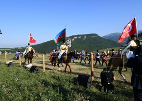 В Шуше представлена композиция Музыкальное наследие и карабахские кони на Джыдыр дюзю