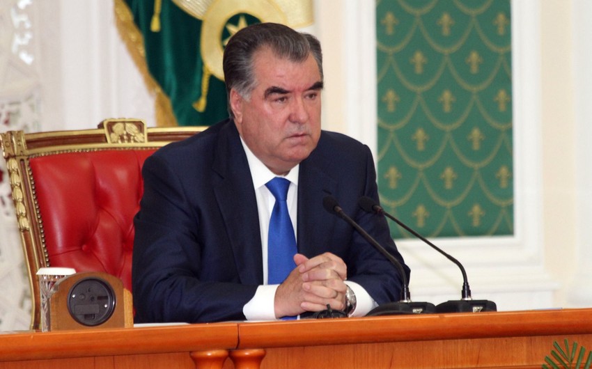 Рахмон призвал Азербайджан и страны ОЭС соединить наземные и морские пути
