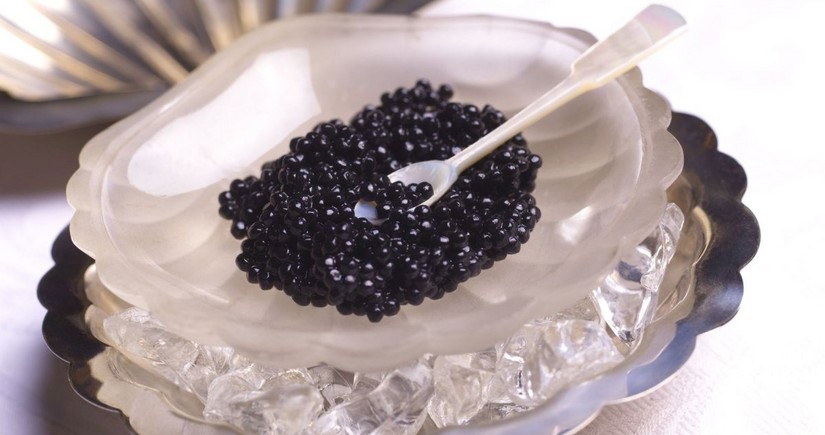 Azerbaijan begins exporting caviar to Saudi Arabia