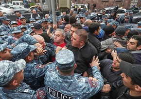 Protests in Yerevan - attempt to implement 24-year-old scenario