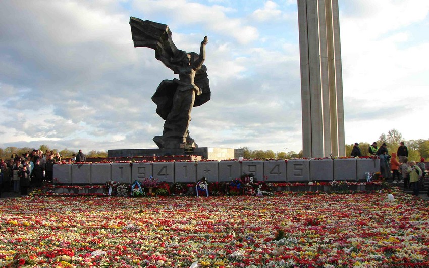 Demolition of monument to Soldiers of the Soviet Army allowed
