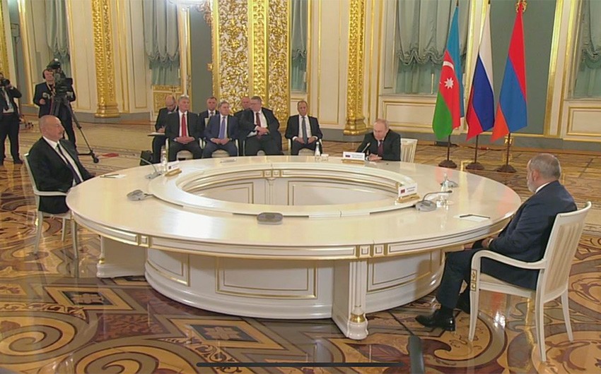 В Москве завершилась трехсторонняя встреча лидеров Азербайджана, России и Армении