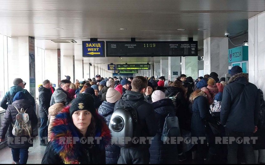 Kiyevdən 1200 azərbaycanlı Moldova istiqamətində yola salınıb - FOTOREPORTAJ