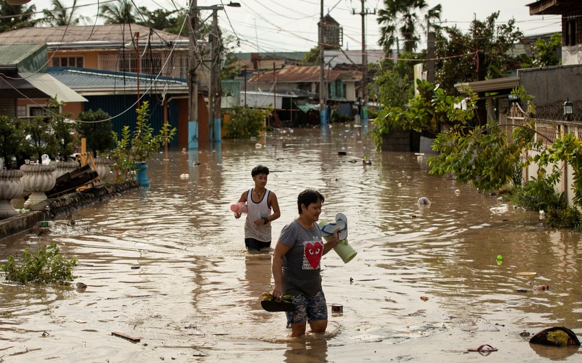 Число жертв тайфуна Нору на Филиппинах возросло до 10