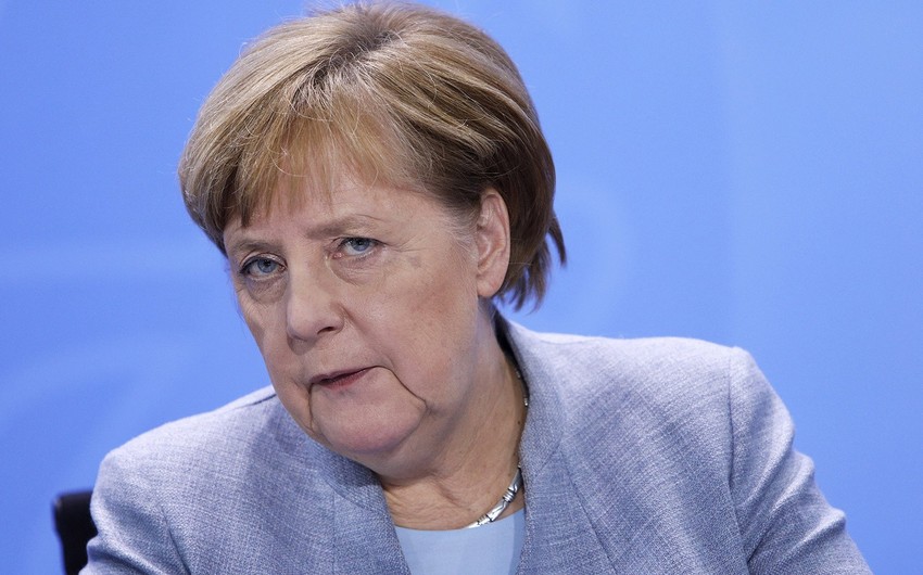 Angela Merkel Rusiyaya qarşı sanksiyaların götürülməsinin şərtlərini açıqlayıb