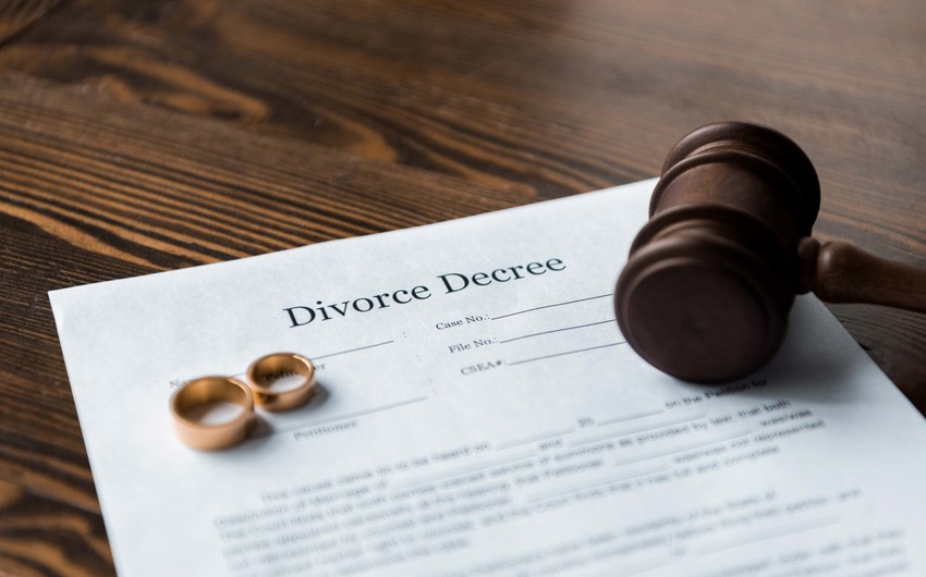 В Азербайджане сократилось число браков и увеличилось число разводов