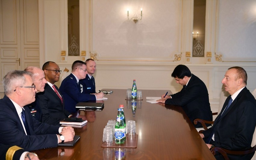 President Ilham Aliyev receives delegation led by commander of U.S. Transportation Command - UPDATED