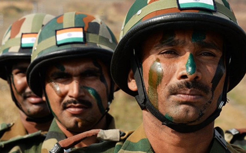 В Кашмире четверо индийских военных погибли при обстреле