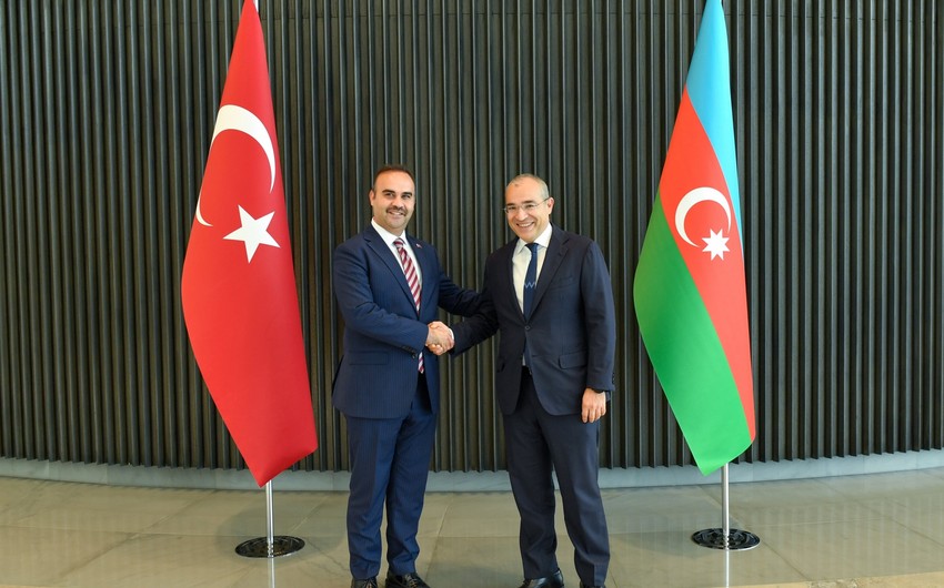 Azerbaijan, Türkiye mull cooperation in industry and technology