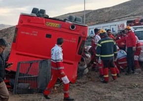 Death toll rises to 35 in Iran bus accident