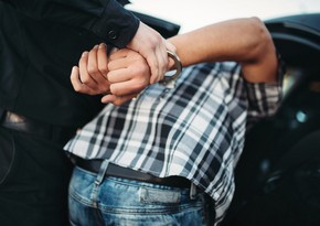В Азербайджан из РФ экстрадировали находившихся в розыске трех граждан