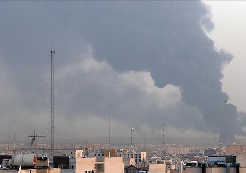 В провинции Тегеран слышны звуки выстрелов и взрыва
