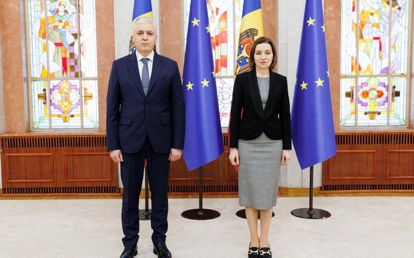 Azerbaijani ambassador presents credentials to President of Moldova