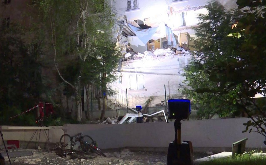 Explosion hits residential building in Northern Paris - VIDEO