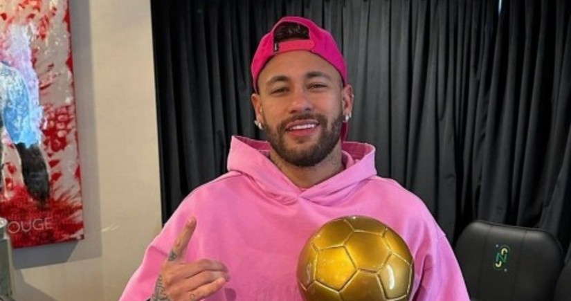 Neymar Avropada çıxış edən ən yaxşı braziliyalı futbolçusu seçilib
