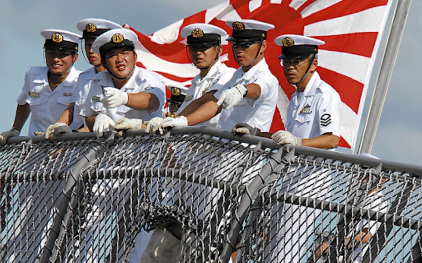 Японские ВМС провели учения по боевому применению американских крылатых ракет Tomahawk