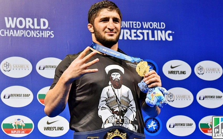 Олимпийский чемпион дисквалифицирован за футболку с Шейхом Шамилем