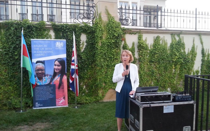 Более 170 азербайджанцев получили в британских вузах по программе Chevening - ФОТО