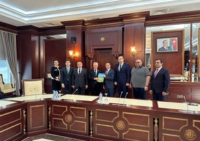 Ukrainian MPs hold meetings in Parliament of Azerbaijan