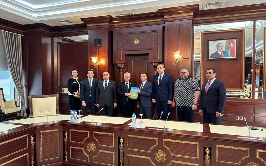 Ukrainian MPs hold meetings in Parliament of Azerbaijan