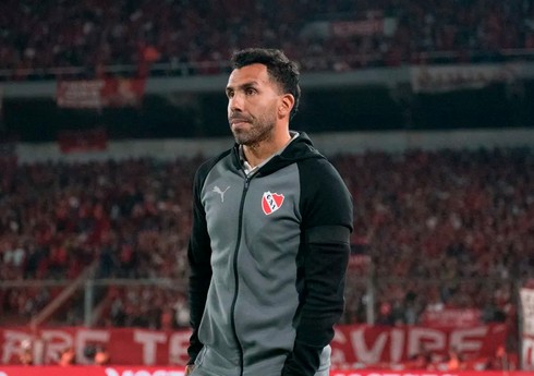 Тевес покинул пост главного тренера аргентинского 