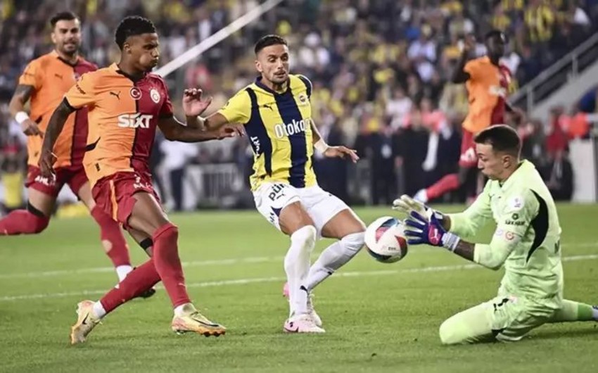 Qalatasaray - Fənərbağça oyununun baş hakimi əcnəbi olacaq