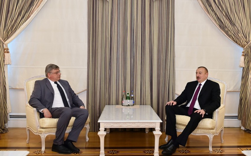 Президент Азербайджана принял бывшего вице-президента Европейского парламента