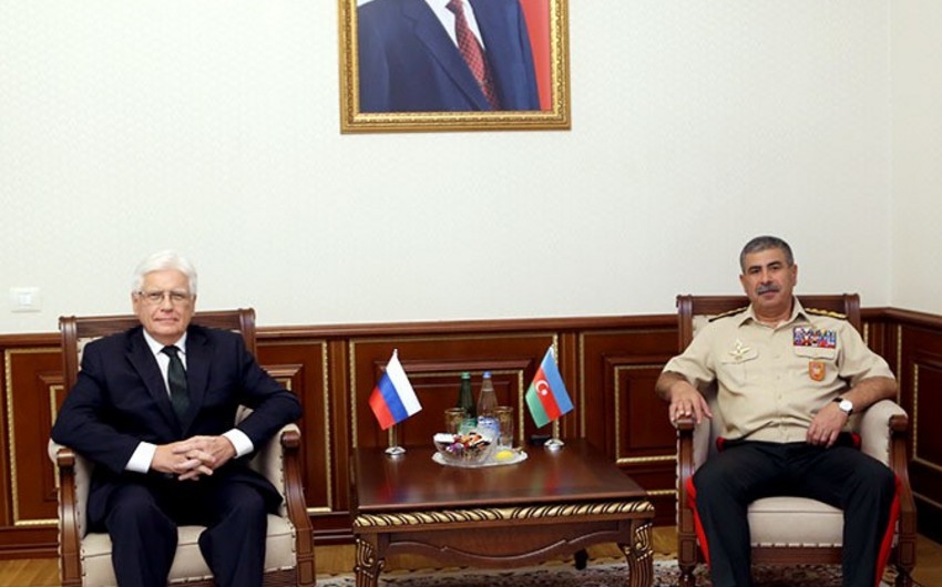 Обсуждены вопросы военного сотрудничества между Азербайджаном и Россией