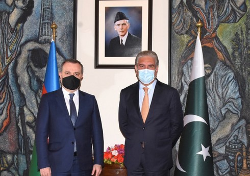Пакистанский министр поздравил Азербайджан с освобождением своих земель 