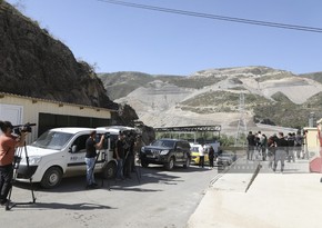 Foreign journalists get acquainted with Lachin border checkpoint