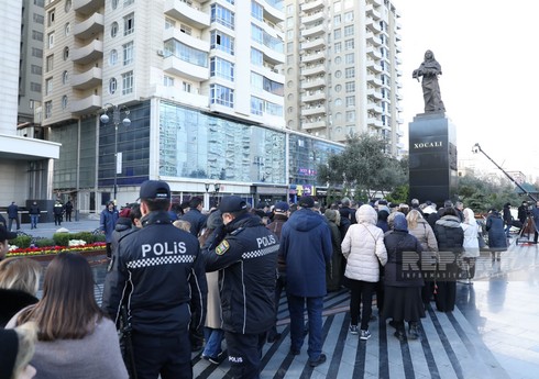 Азербайджанский народ чтит память жертв Ходжалинского геноцида