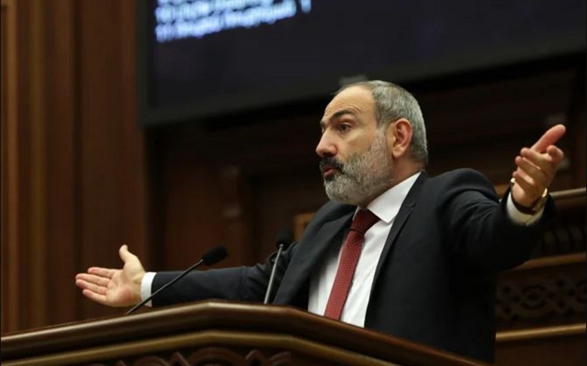 Помощник премьера Армении освобожден от должности