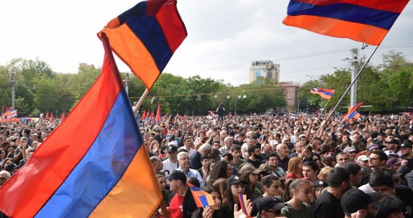 Полиция Еревана освободила всех задержанных протестующих