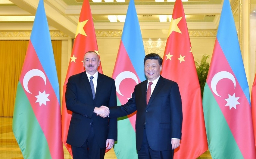 Президент Ильхам Алиев пригласил лидера Китая в Азербайджан