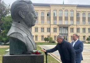 В День национальной музыки в Шуше посещены расстрелянные памятники