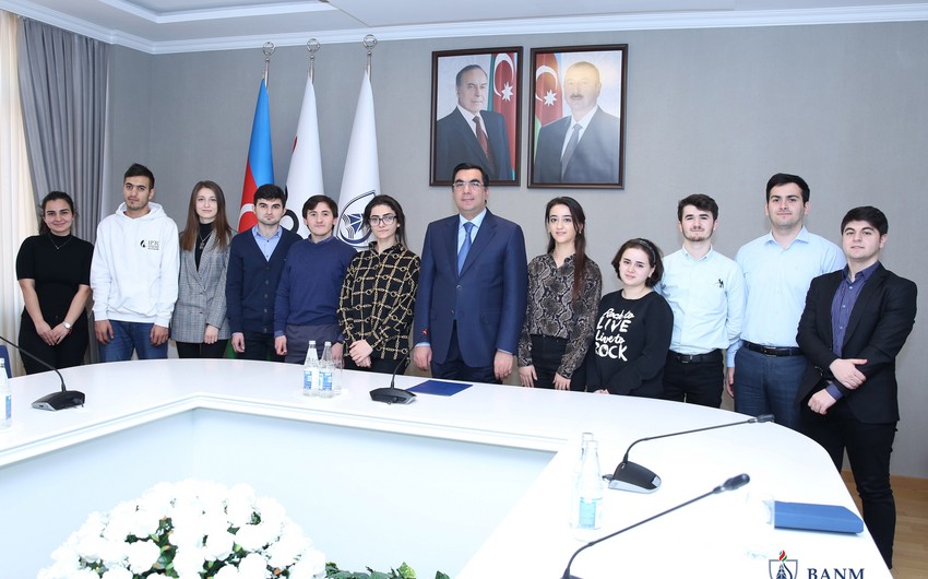 Eleven students of Baku Higher Oil School to take advanced training courses abroad