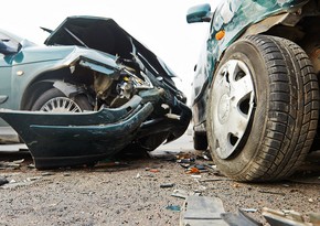 ДТП в Баку: пострадал водитель