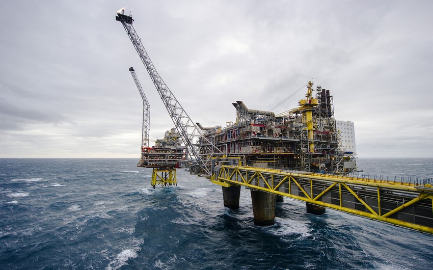 Norway increases oil wealth spending